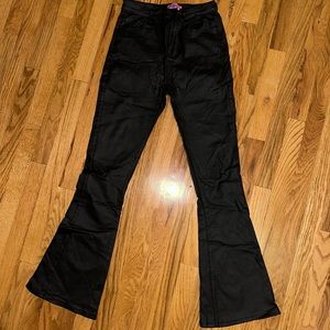 Edikted Black shine flare pants Size L